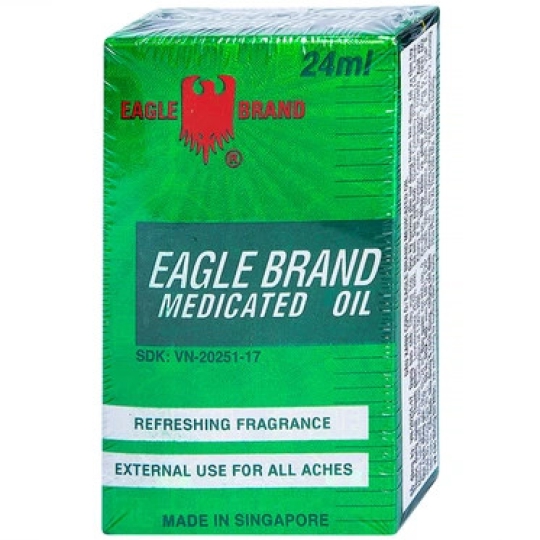 Dầu xanh Con Ó Eagle Brand Medicated Oil làm giảm tạm thời các đau nhức (24ml)