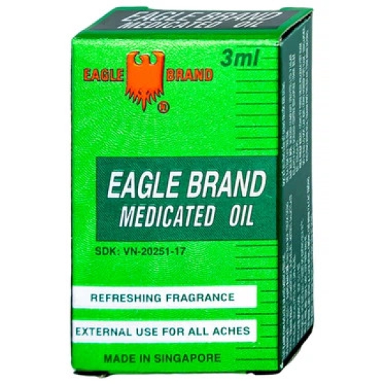 Dầu xanh Con Ó Eagle Brand Medicated Oil Borden giảm đau cho nhiều loại triệu chứng đau (12 chai x 3ml)